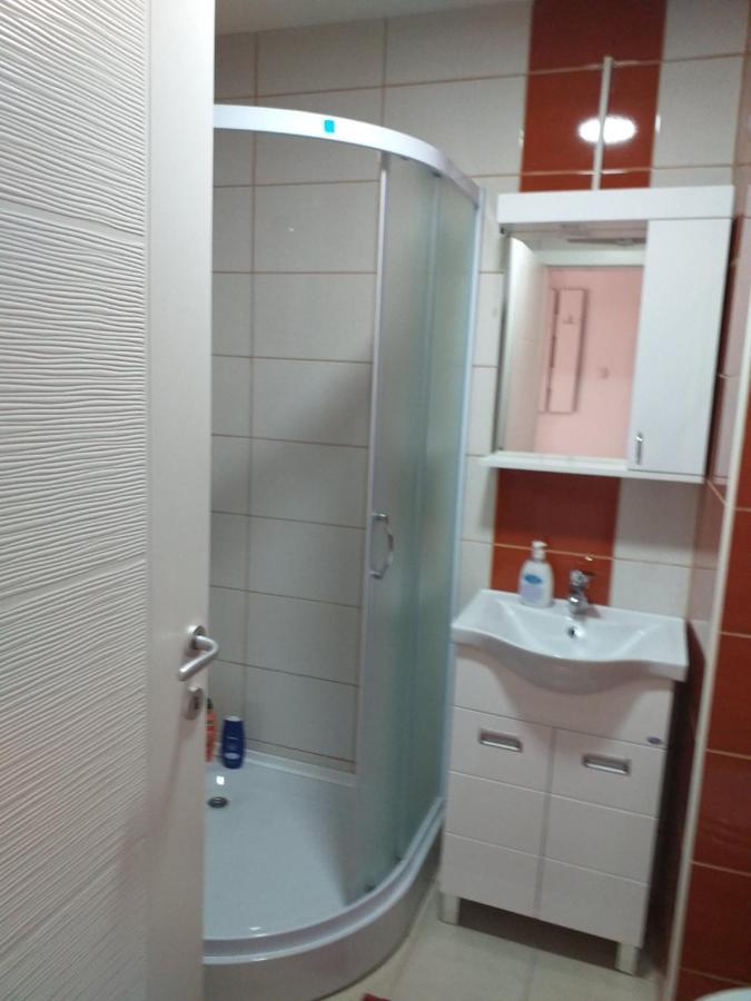 Stan Na Dan Daire Loznica Dış mekan fotoğraf
